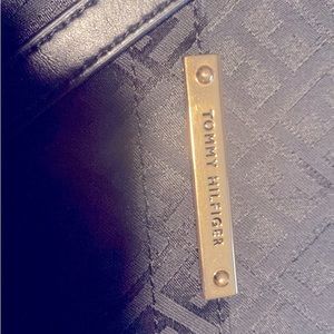Tommy Hilfiger tote